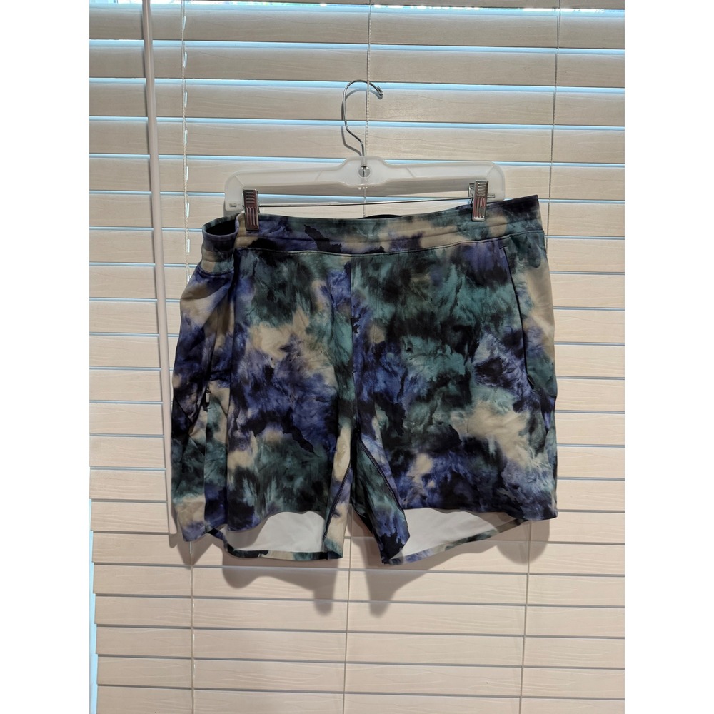 Lululemon Mens License to Train Shorts XXL Blue Green Tie Dye 6 Inch Inseam